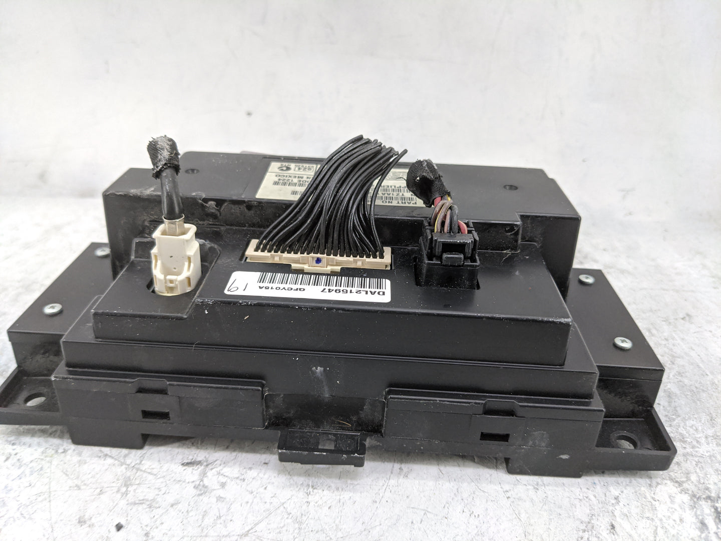 2011-2014 Dodge Charger Information Display Screen 1477798 - Oemusedautoparts1.com