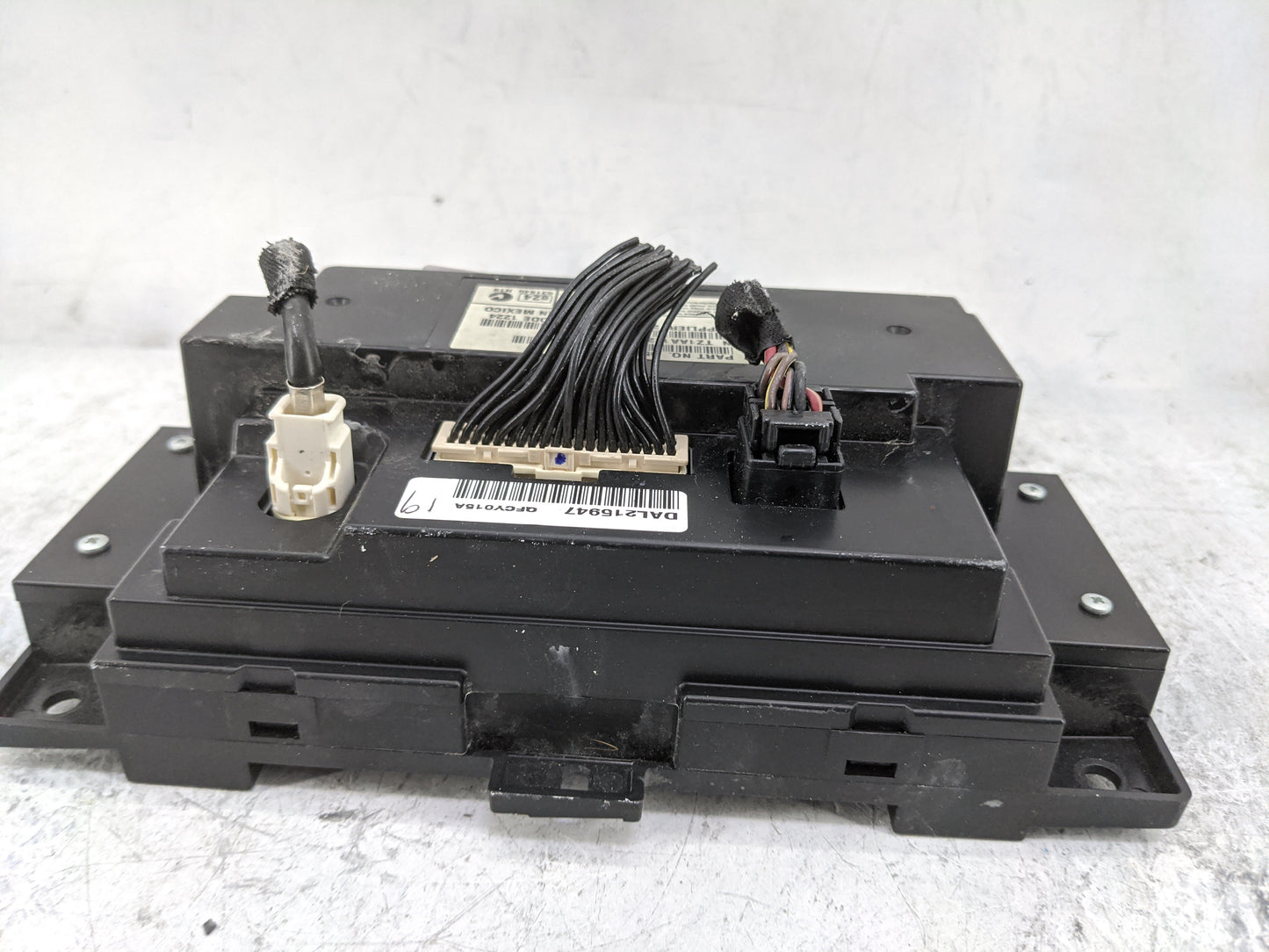 2011-2014 Dodge Charger Information Display Screen 1477798 - Oemusedautoparts1.com