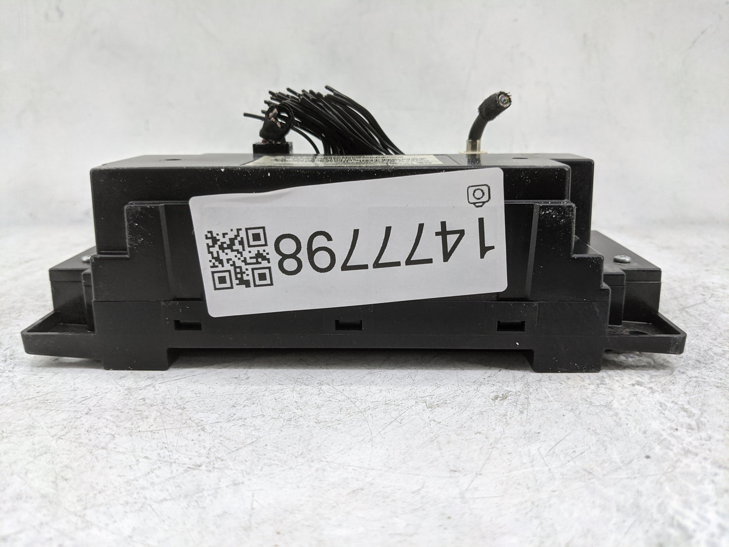 2011-2014 Dodge Charger Information Display Screen 1477798 - Oemusedautoparts1.com