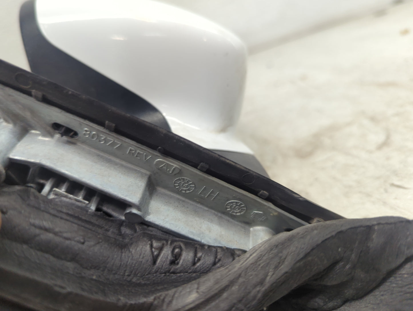 2011-2014 Dodge Charger Driver Side View Mirror - Left Door Mirror OEM Used - Oemusedautoparts1.com