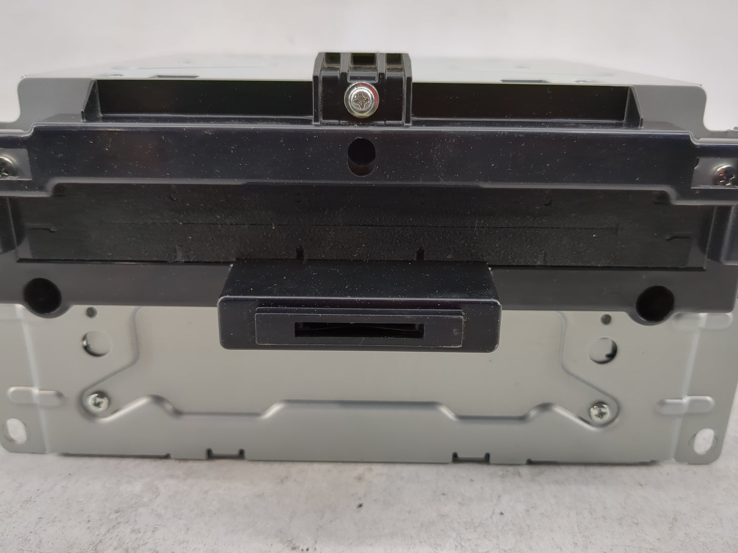 2014 Dodge Charger Radio AM FM Cd Player Receiver Replacement P/N:P68210554AH CQ-UC03E4GX Fits OEM Used Auto Parts - Oemused