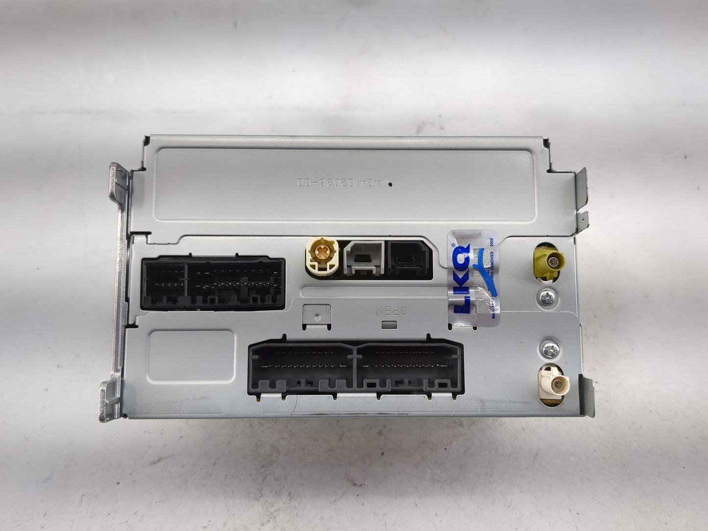 2014 Dodge Charger Radio AM FM Cd Player Receiver Replacement P/N:P68210554AH CQ-UC03E4GX Fits OEM Used Auto Parts - Oemused