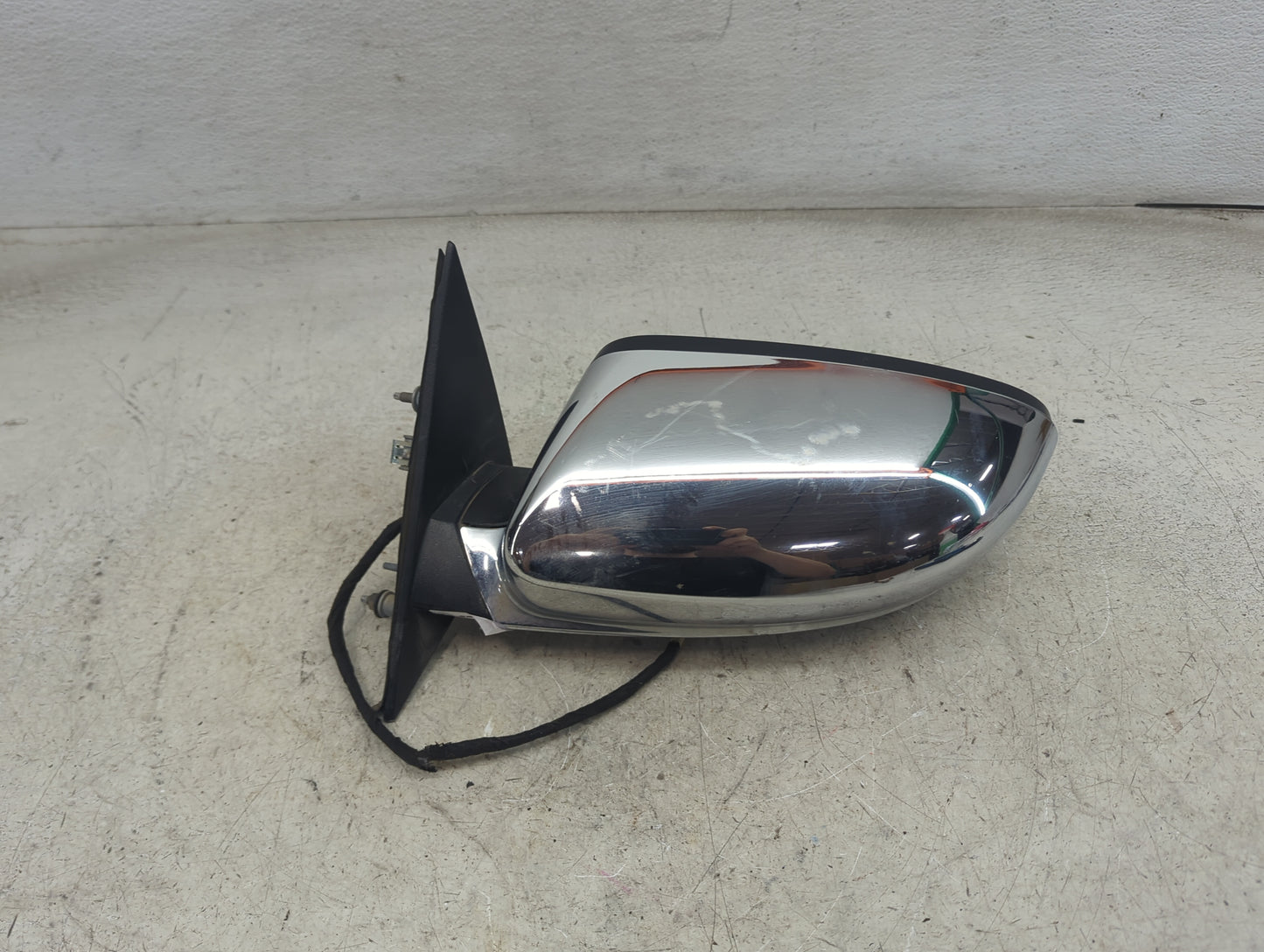 2011-2014 Dodge Charger Driver Side View Mirror - Left Door Mirror OEM Used - Oemusedautoparts1.com