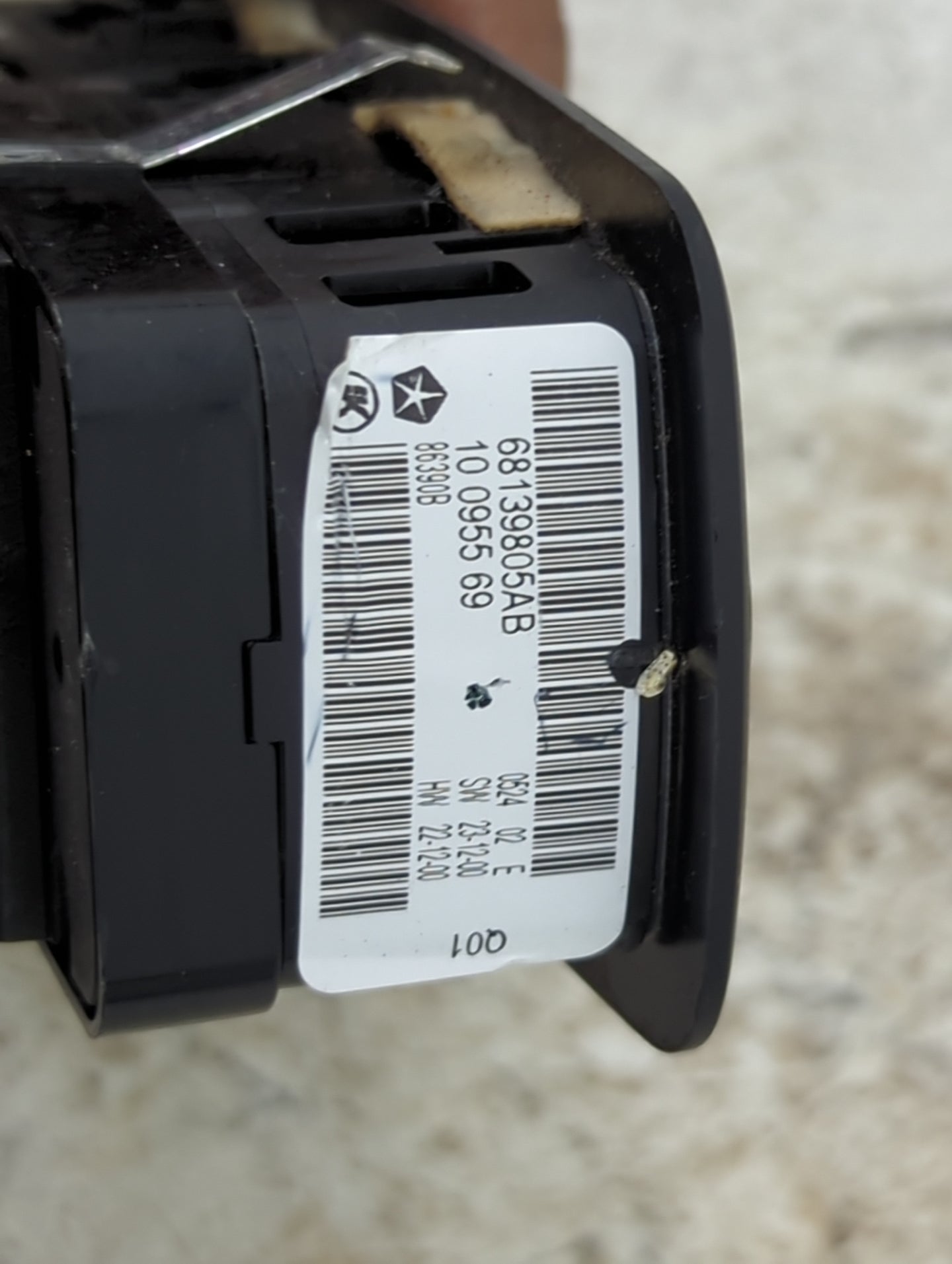 2011-2014 Dodge Charger Master Power Window Switch Replacement Driver Side Left P/N:68139805AB Fits OEM Used Auto Parts - Oe