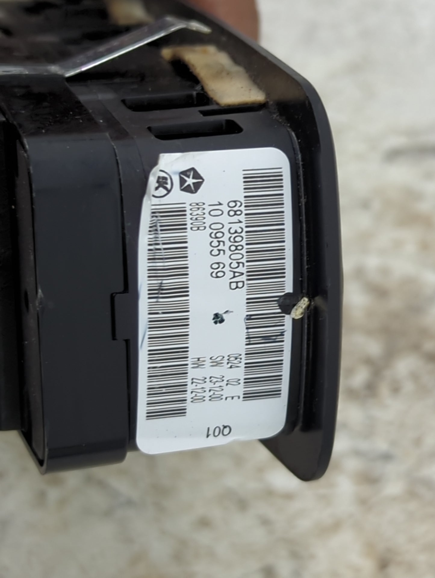2011-2014 Dodge Charger Master Power Window Switch Replacement Driver Side Left P/N:68139805AB Fits OEM Used Auto Parts - Oe
