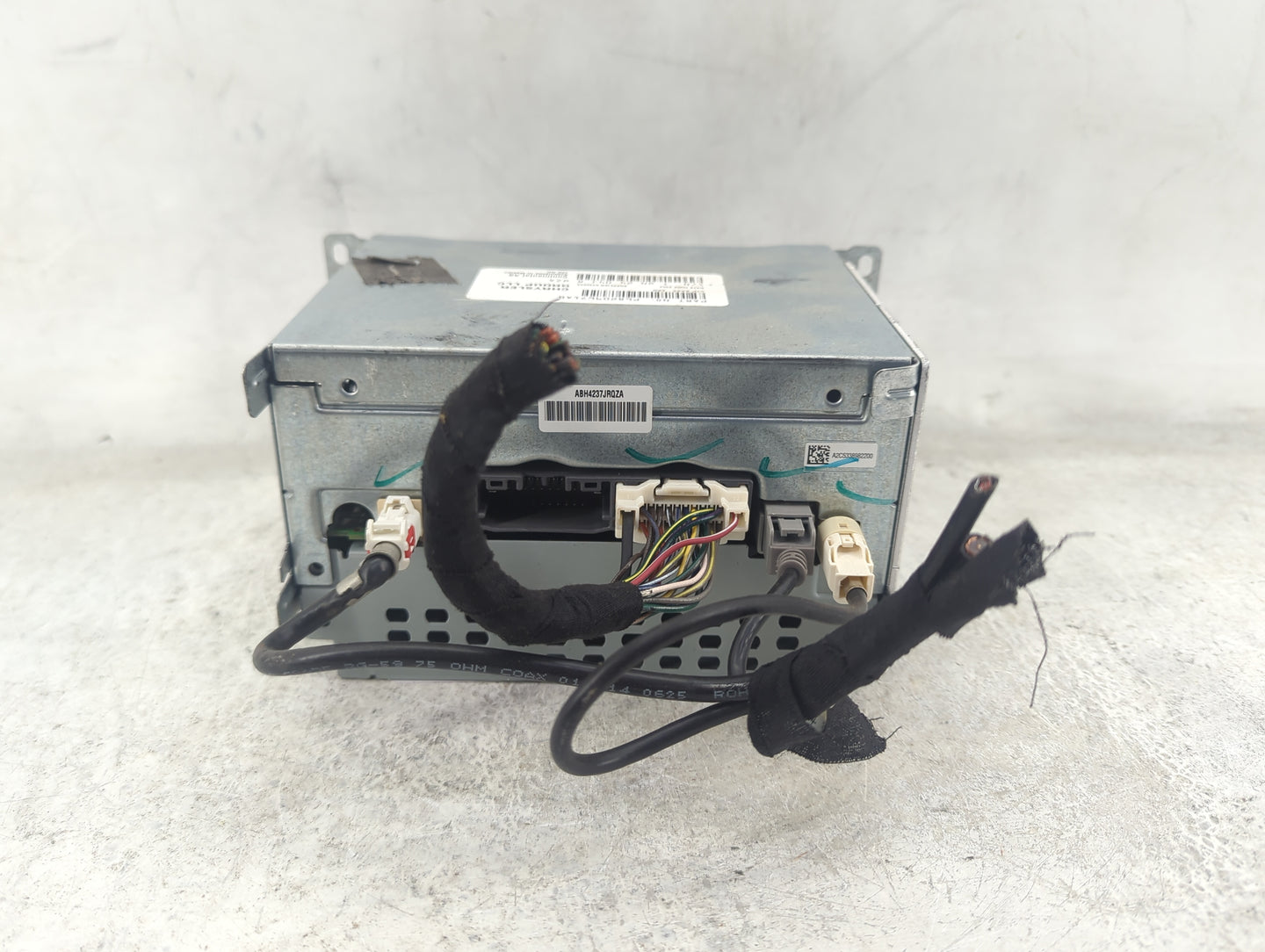 2014 Dodge Charger Radio AM FM Cd Player Receiver Replacement P/N:P68209671AB Fits OEM Used Auto Parts - Oemusedautoparts1.c