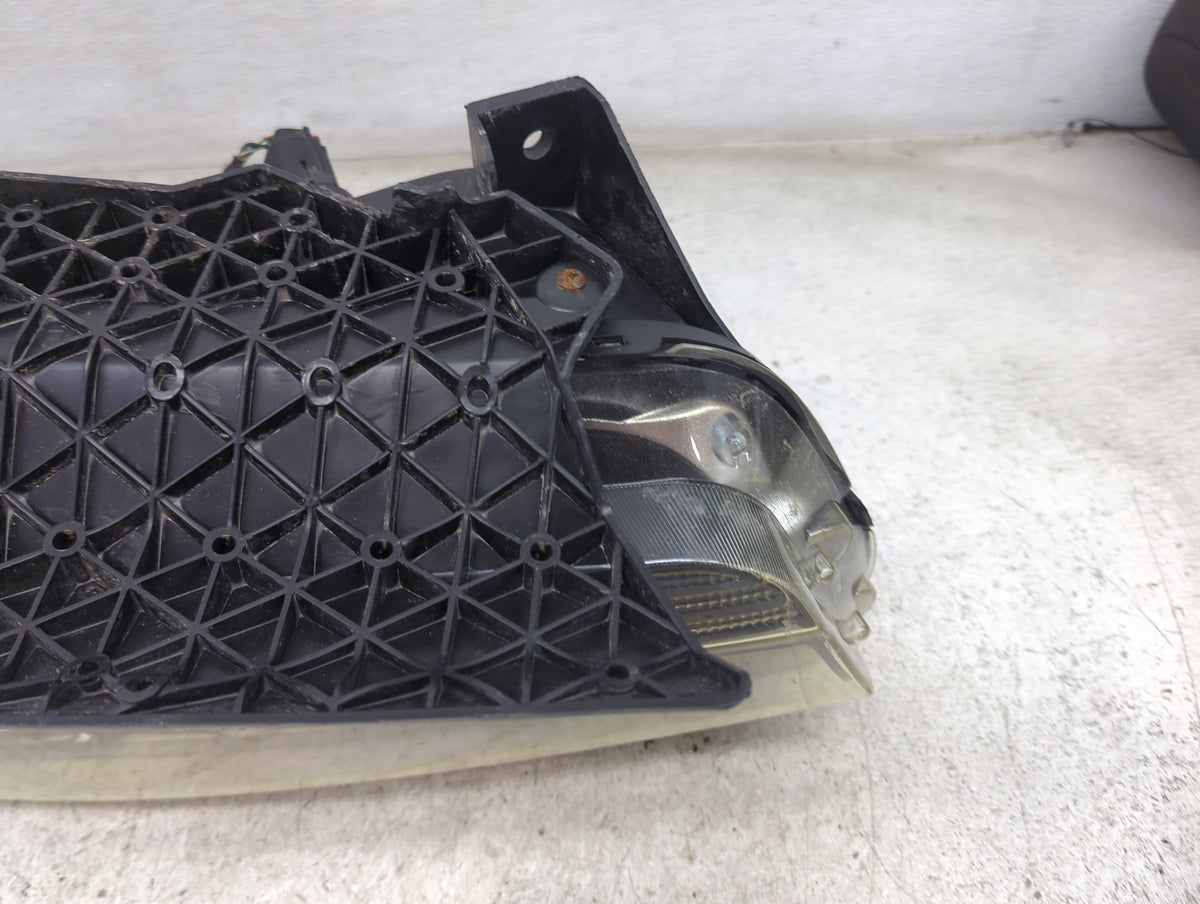 2014 Dodge Charger Passenger Right Oem Head Light Headlight Lamp 1498930 - Oemusedautoparts1.com