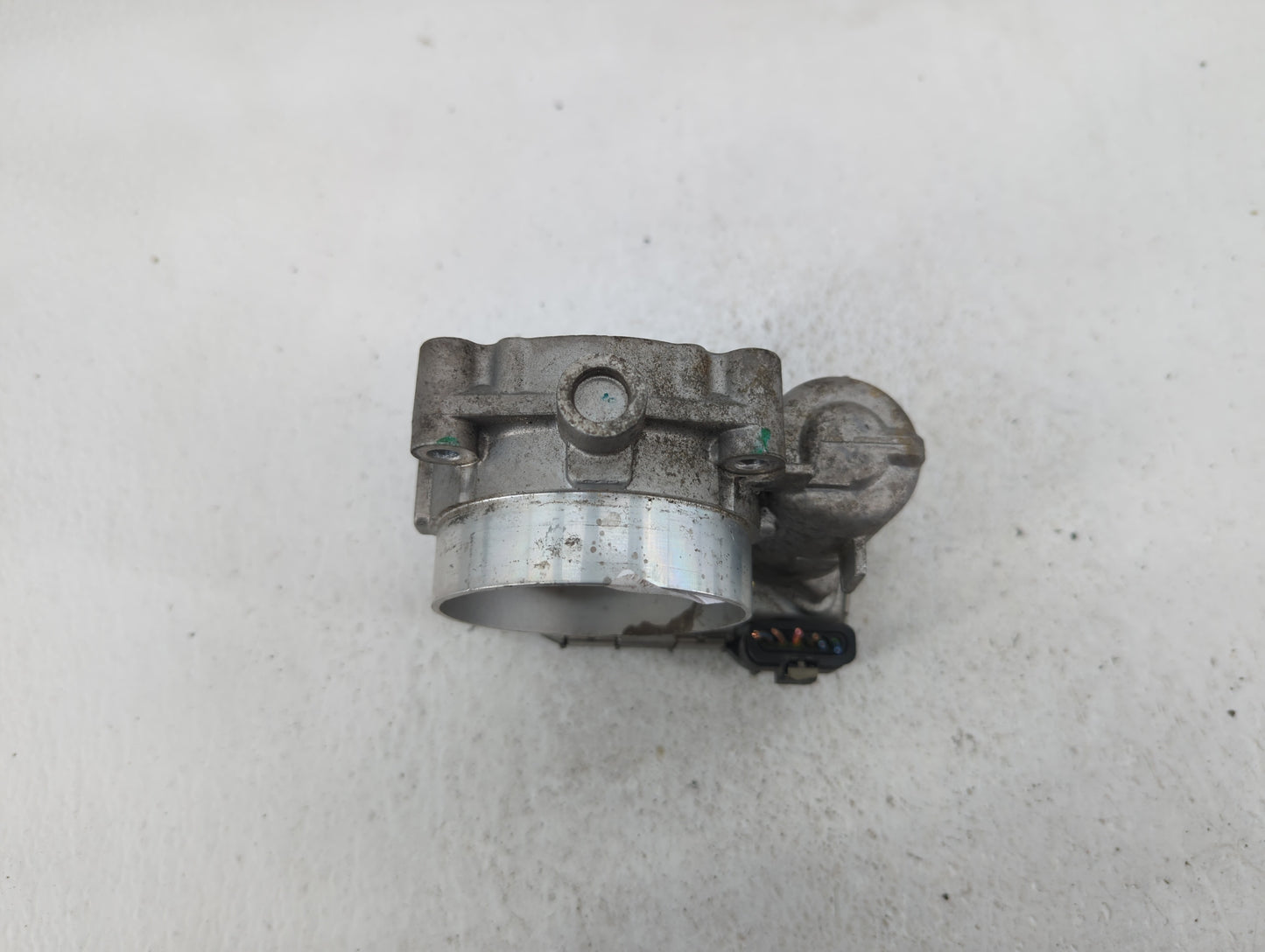 2011-2022 Dodge Charger Throttle Body P/N:05184349AE 05184349AC Fits OEM Used Auto Parts - Oemusedautoparts1.com