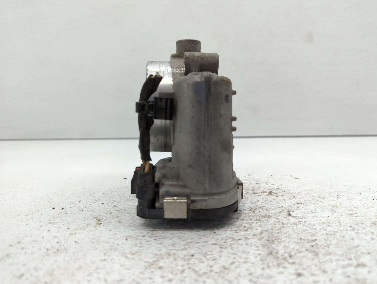 2011-2022 Dodge Charger Throttle Body P/N:05184349AC Fits Fits 2011 2012 2013 2014 2015 2016 2017 2018 2019 2020 2021 2022 O