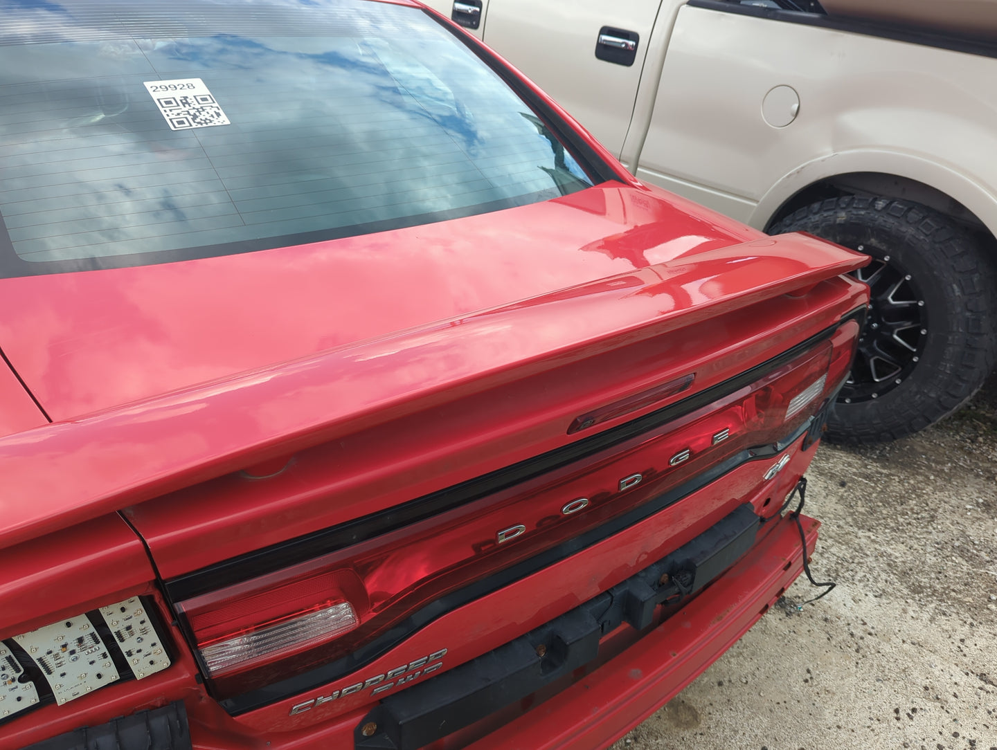 2011-2014 Dodge Charger Trunk/decklid/hatch/tailgate Oem - Oemusedautoparts1.com