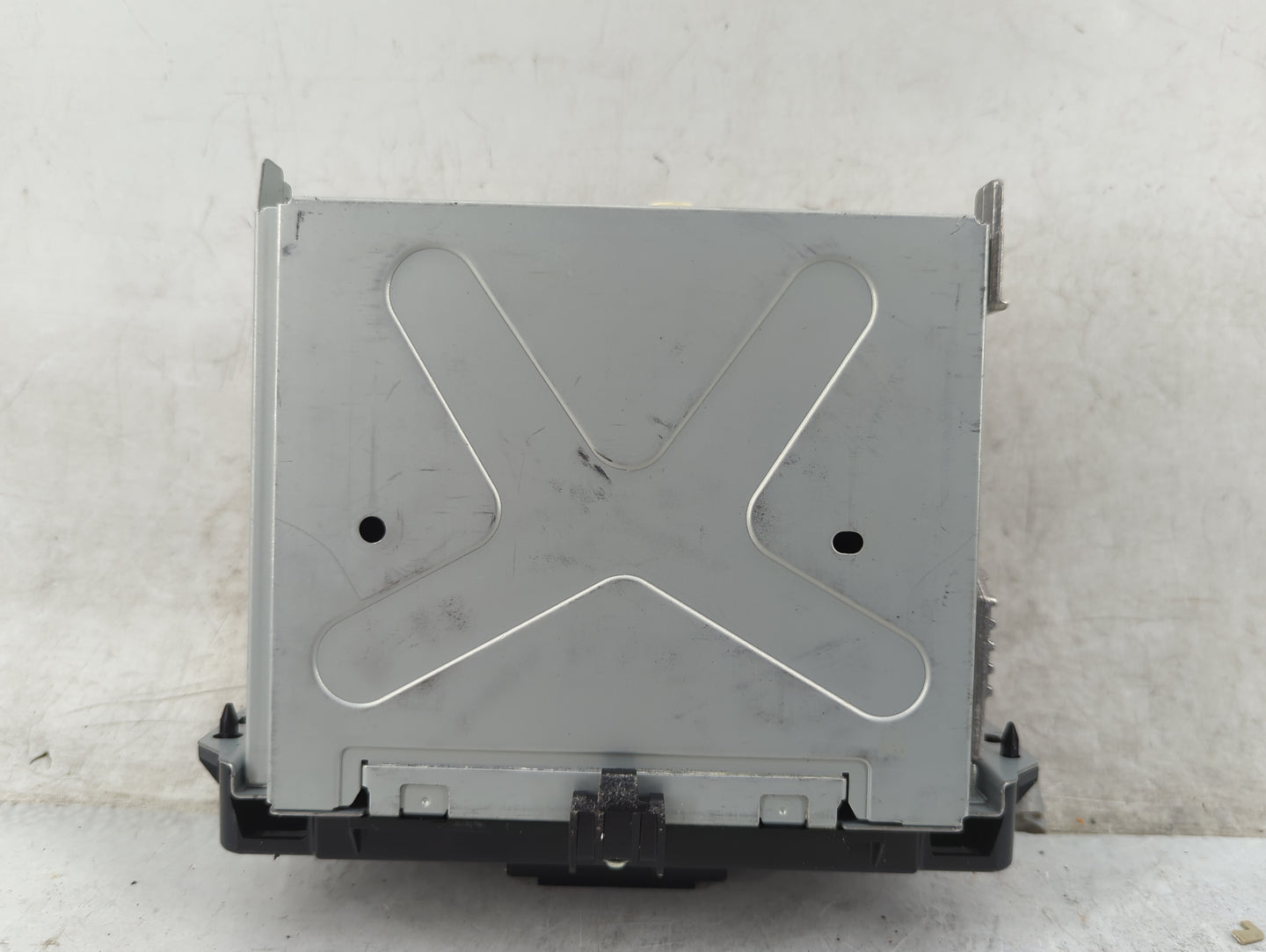 2013-2014 Dodge Charger Radio AM FM Cd Player Receiver Replacement Fits Fits 2013 2014 OEM Used Auto Parts - Oemusedautopart