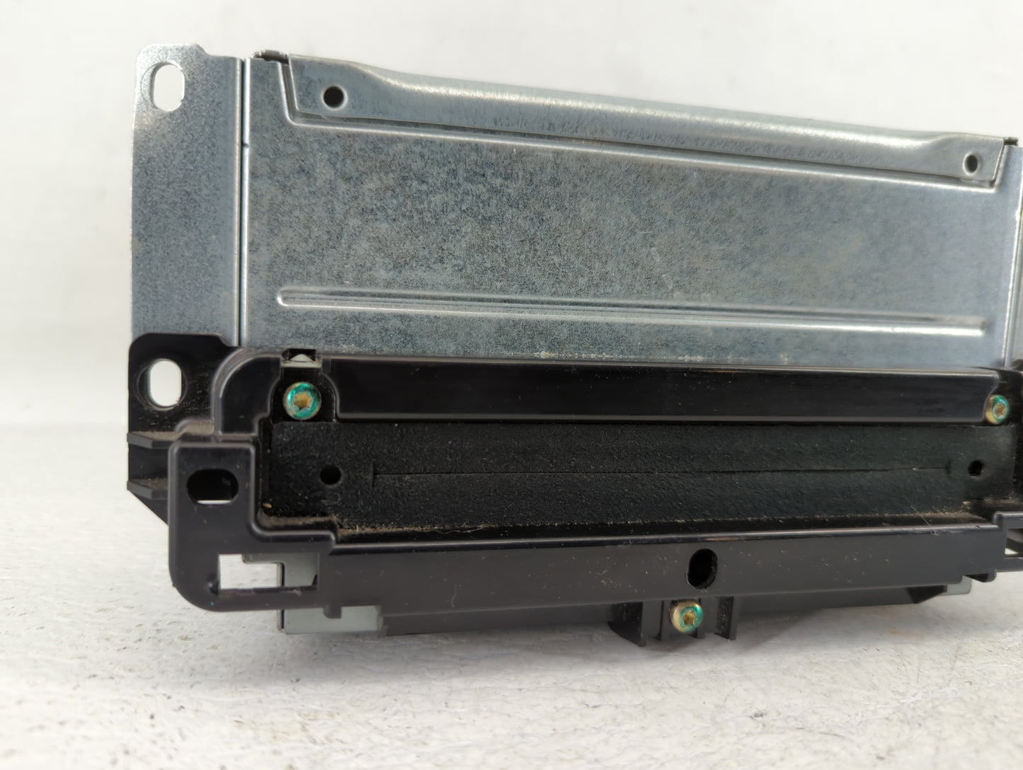 2013-2014 Dodge Charger Am Fm Cd Player Radio Receiver - Oemusedautoparts1.com