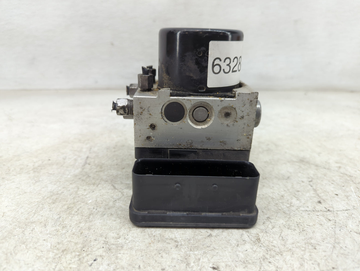 2013-2014 Dodge Charger ABS Pump Control Module Replacement P/N:25.0399-2770.4 68210116AA Fits Fits 2013 2014 OEM Used Auto 