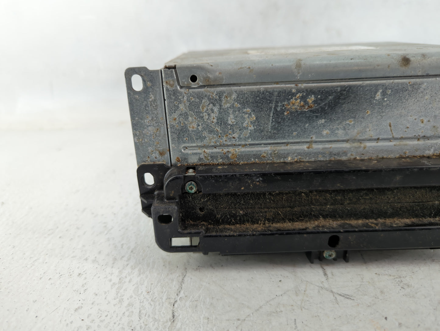 2014-2014 Dodge Charger Am Fm Cd Player Radio Receiver - Oemusedautoparts1.com