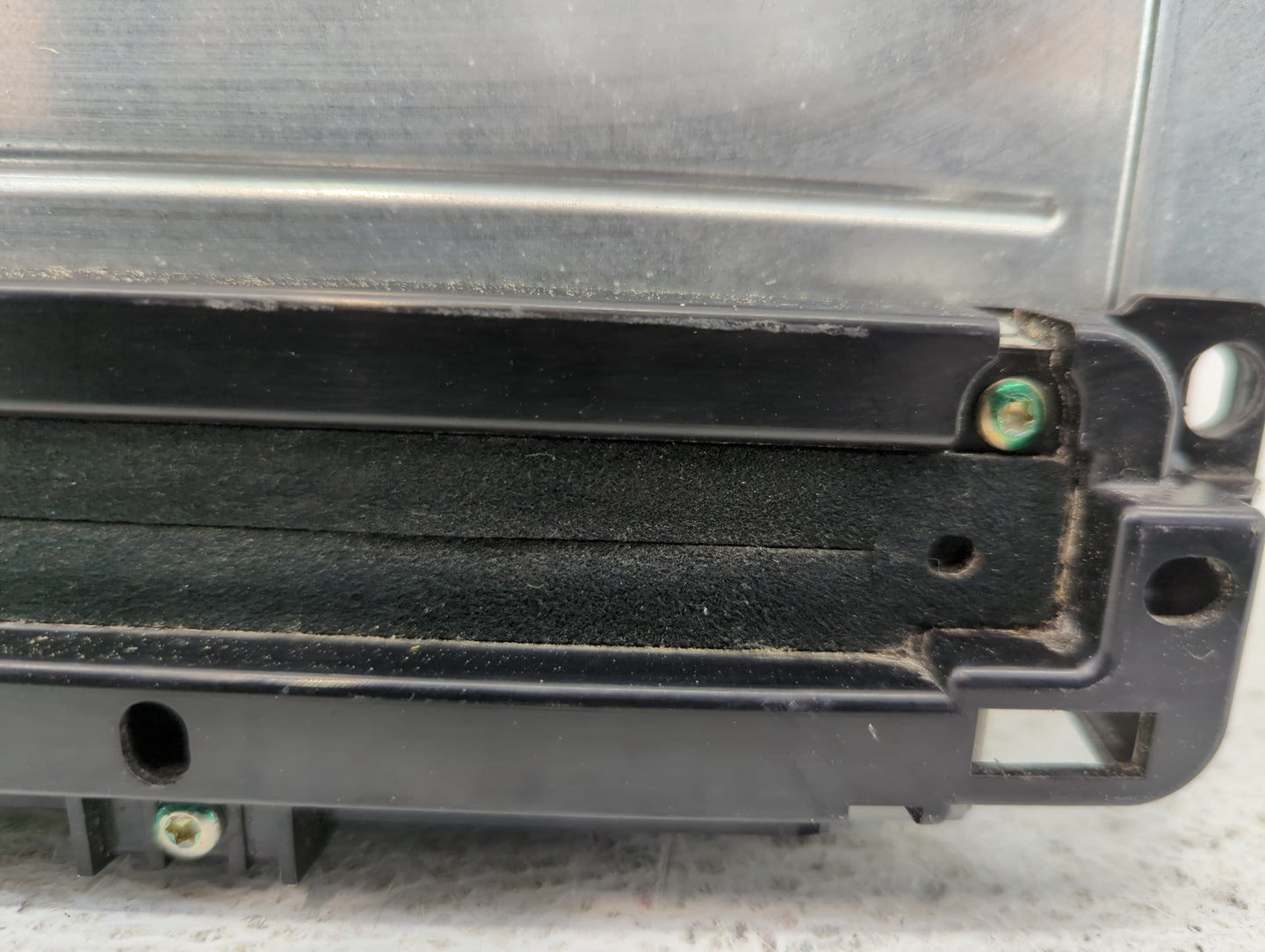 2013-2014 Dodge Charger Am Fm Cd Player Radio Receiver - Oemusedautoparts1.com