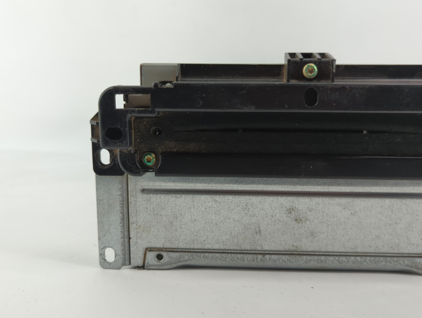 2013-2014 Dodge Charger Am Fm Cd Player Radio Receiver - Oemusedautoparts1.com