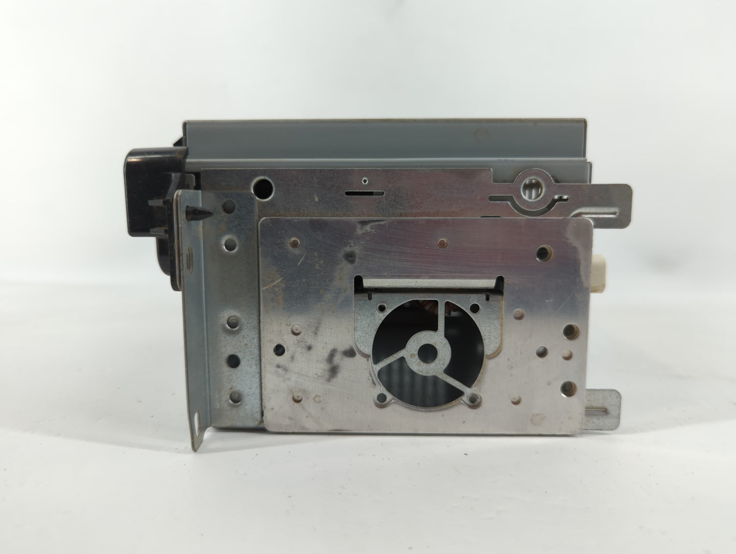 2013-2014 Dodge Charger Am Fm Cd Player Radio Receiver - Oemusedautoparts1.com