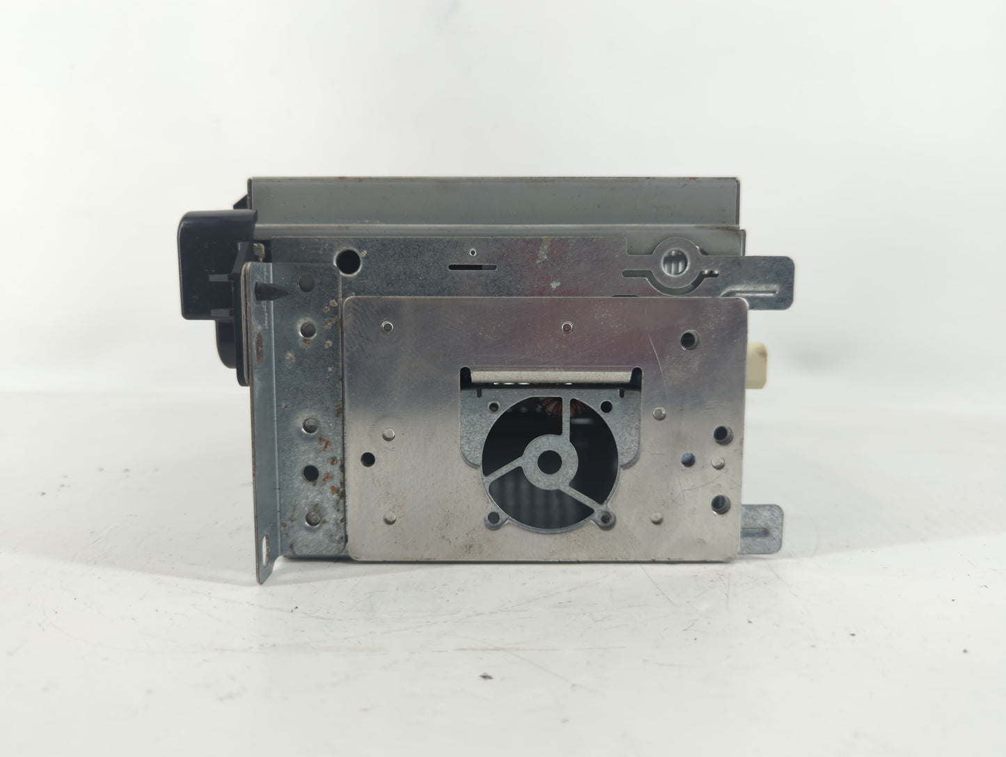 2013-2014 Dodge Charger Am Fm Cd Player Radio Receiver - Oemusedautoparts1.com