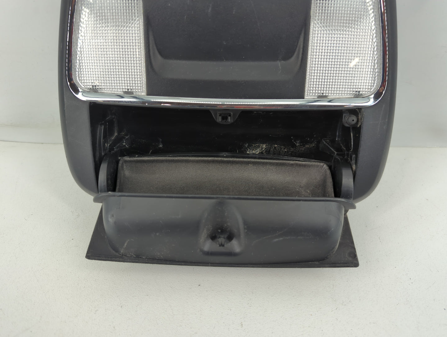 2014 Dodge Charger Overhead Roof Console - Oemusedautoparts1.com