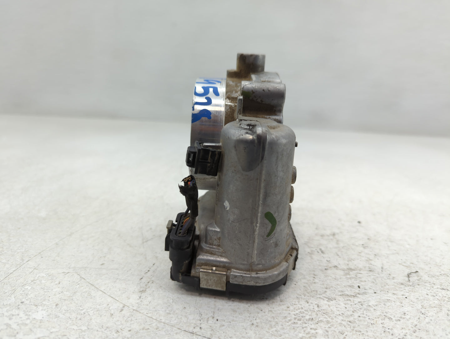 2011-2022 Dodge Charger Throttle Body P/N:0 280 750 570 05184349AC Fits OEM Used Auto Parts - Oemusedautoparts1.com