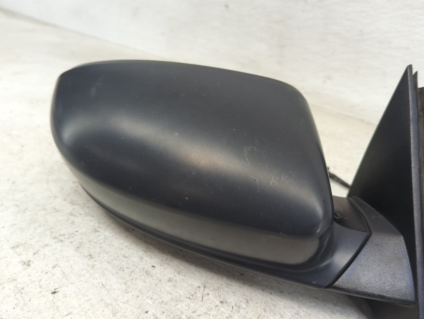 2011-2014 Dodge Charger Passenger Side View Mirror - Right Door Mirror OEM Used - Oemusedautoparts1.com