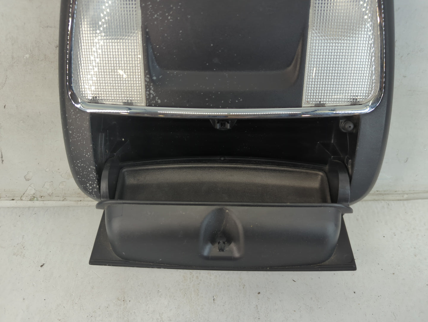 2014 Dodge Charger Overhead Roof Console - Oemusedautoparts1.com