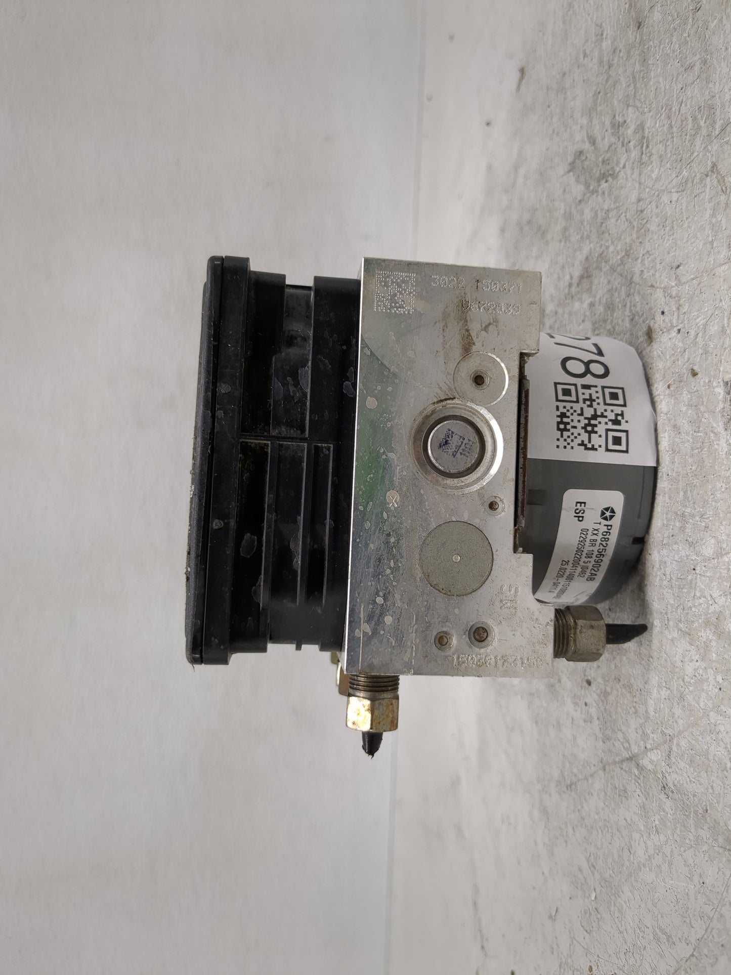 2014-2016 Dodge Dart ABS Pump Control Module Replacement P/N:25.0621-3159.3 P68150088AG Fits Fits 2014 2015 2016 OEM Used Au