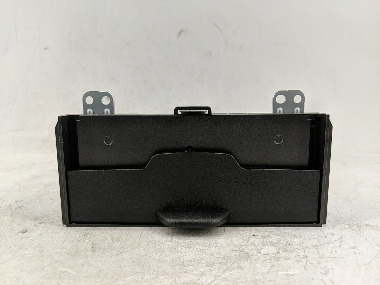 2014 Dodge Dart Radio AM FM Cd Player Receiver Replacement P/N:P05091057AD Fits OEM Used Auto Parts - Oemusedautoparts1.com