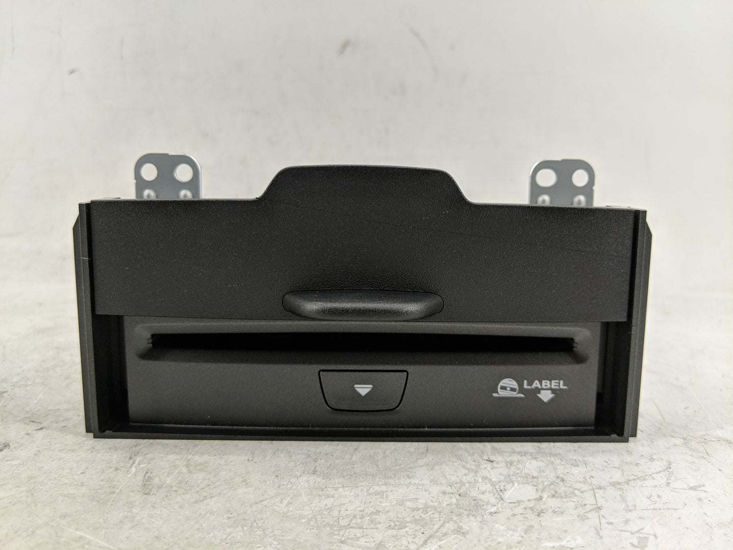 2014 Dodge Dart Radio AM FM Cd Player Receiver Replacement P/N:P05091057AD Fits OEM Used Auto Parts - Oemusedautoparts1.com