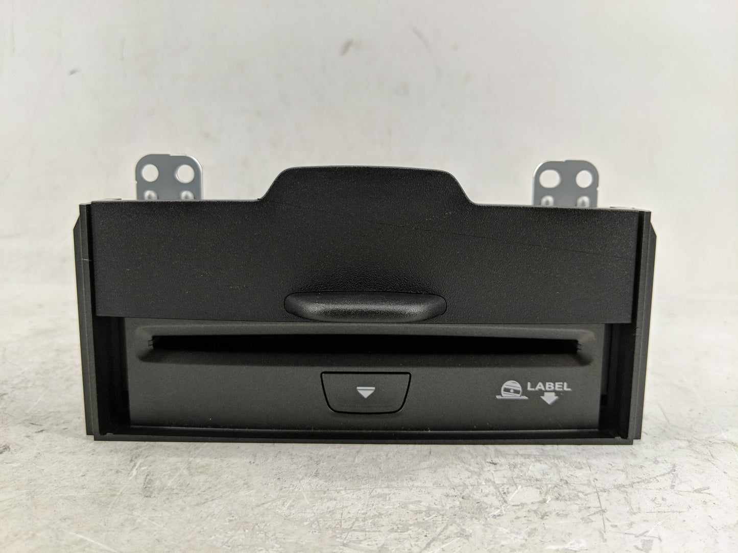 2014 Dodge Dart Radio AM FM Cd Player Receiver Replacement P/N:P05091057AD Fits OEM Used Auto Parts - Oemusedautoparts1.com