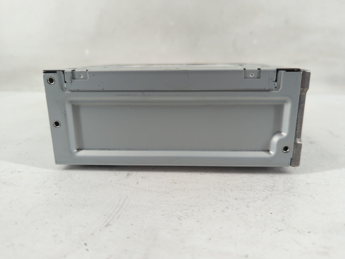 2014 Dodge Dart Radio AM FM Cd Player Receiver Replacement P/N:P68211631AA Fits OEM Used Auto Parts - Oemusedautoparts1.com