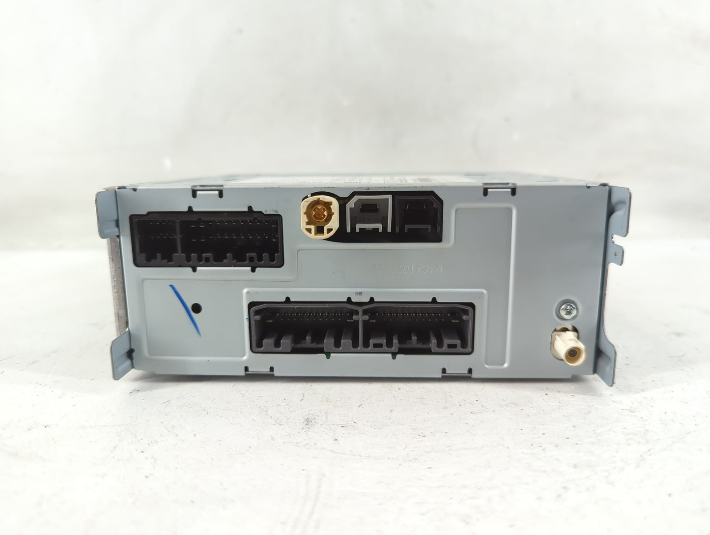 2014 Dodge Dart Radio AM FM Cd Player Receiver Replacement P/N:P68211631AA Fits OEM Used Auto Parts - Oemusedautoparts1.com
