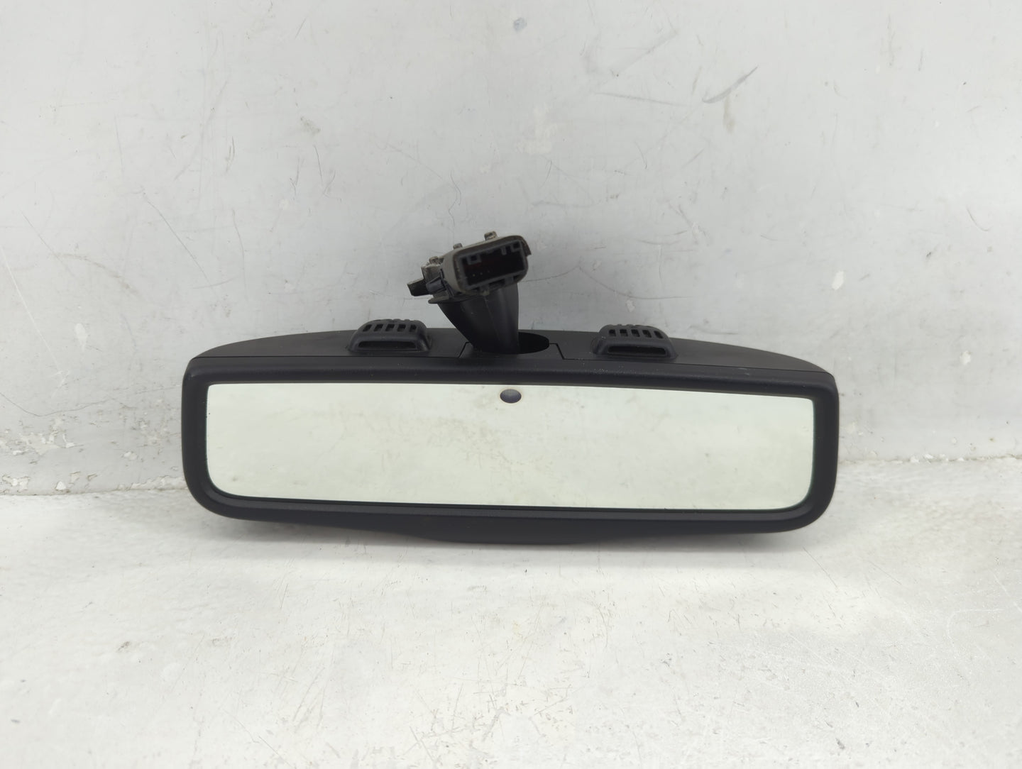 2013-2016 Dodge Dart Interior Rear View Mirror Replacement OEM P/N:57010495AB Fits Fits 2013 2014 2015 2016 OEM Used Auto Pa