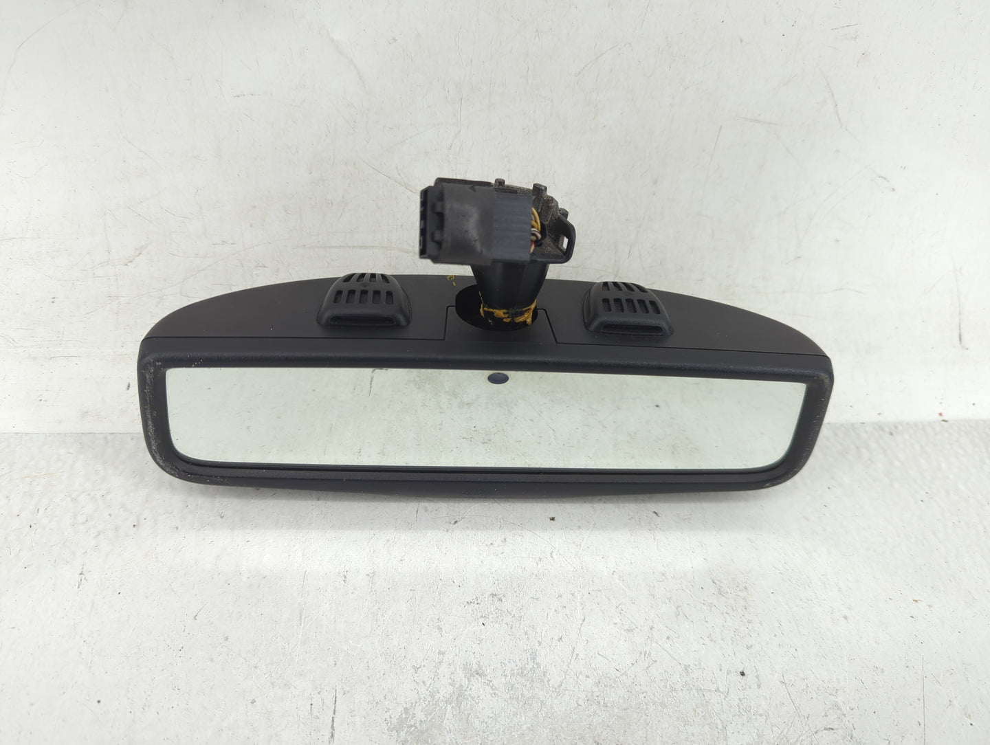 2013-2016 Dodge Dart Interior Rear View Mirror Replacement OEM P/N:E11026542 Fits OEM Used Auto Parts - Oemusedautoparts1.co