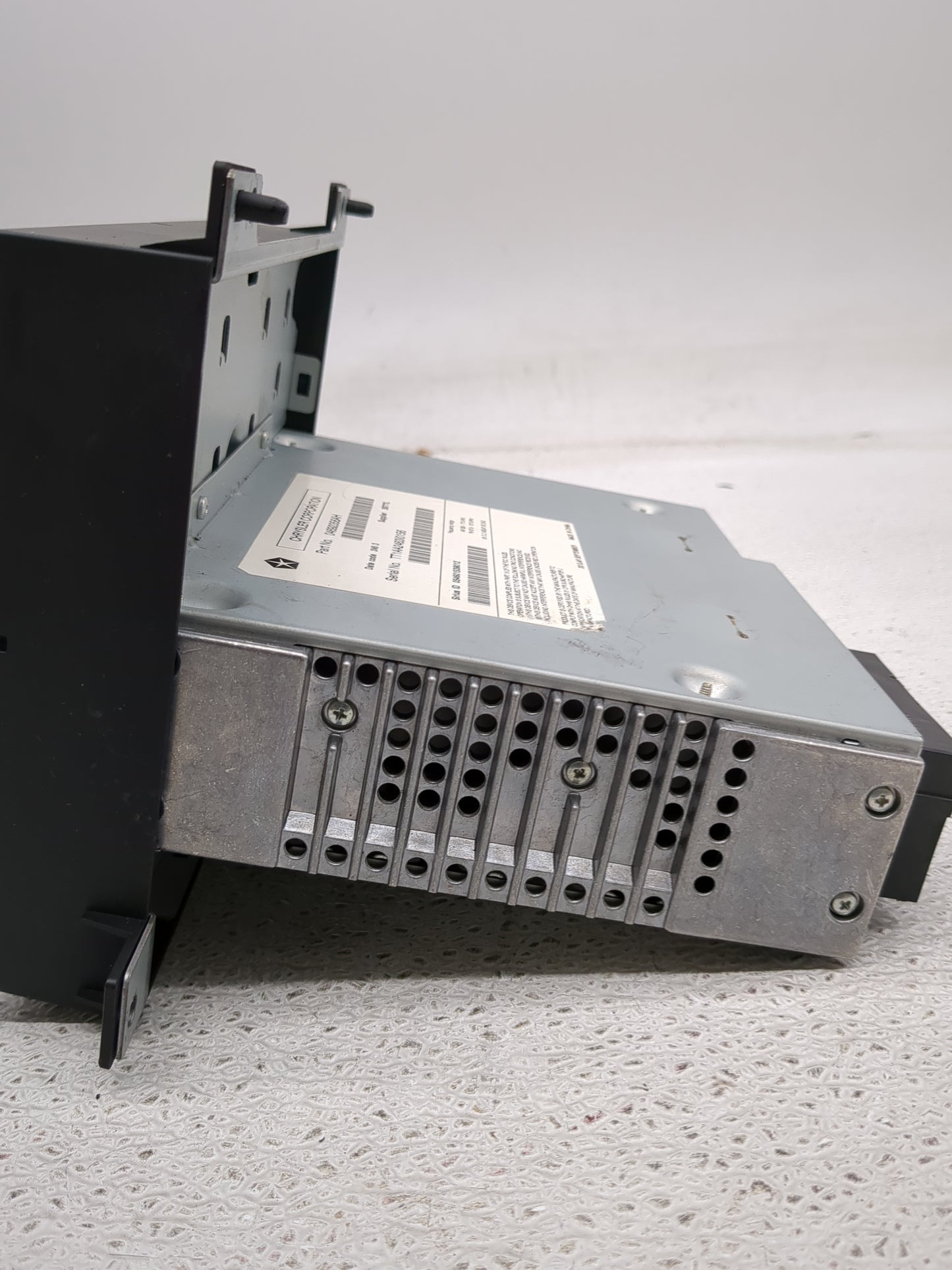 2013-2014 Dodge Dart Radio AM FM Cd Player Receiver Replacement P/N:04692356AH Fits Fits 2013 2014 OEM Used Auto Parts - Oem