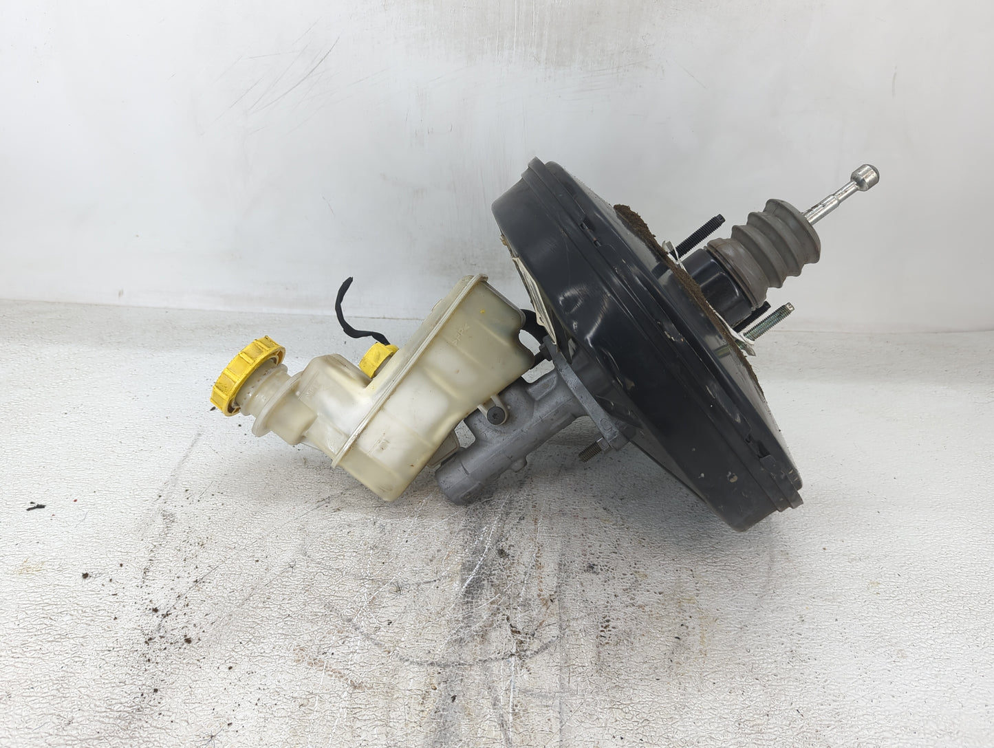Dodge Dart Power Brake Booster Oem 1422927 - Oemusedautoparts1.com