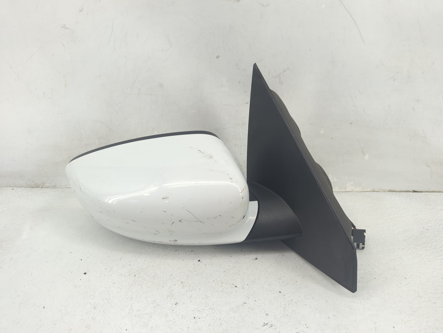 2013-2016 Dodge Dart Passenger Side View Mirror - Right Door Mirror OEM Used - Oemusedautoparts1.com