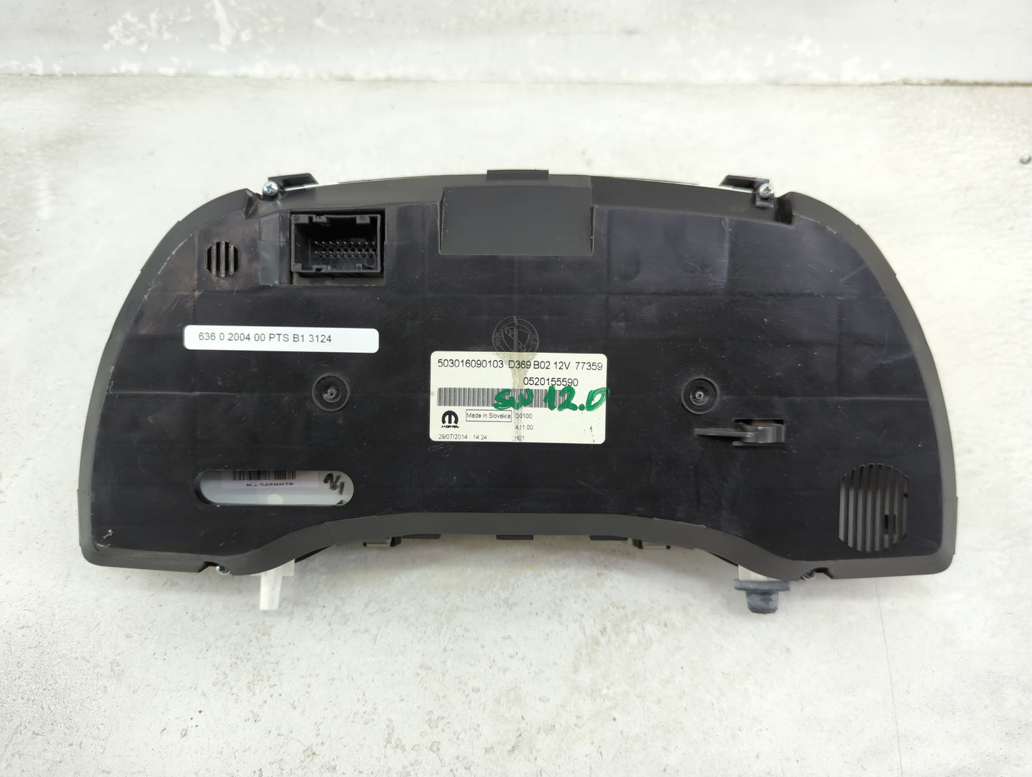 2014 Dodge Dart Instrument Cluster Speedometer Gauges P/N:503016090103 D369B02, 0520155590 Miles: Fits OEM Used Auto Parts -