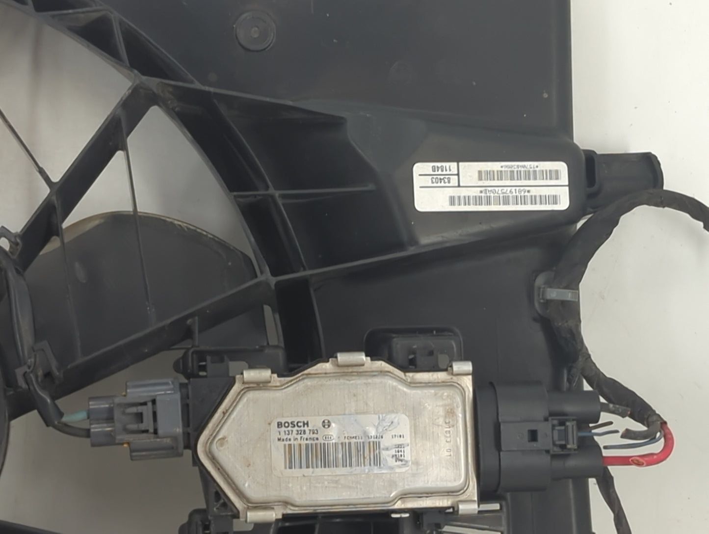 2013-2016 Dodge Dart Electric Radiator Cooling Fan Motor Assembly P/N:1137328793 68189127-AA Fits Fits 2013 2014 2015 2016 O