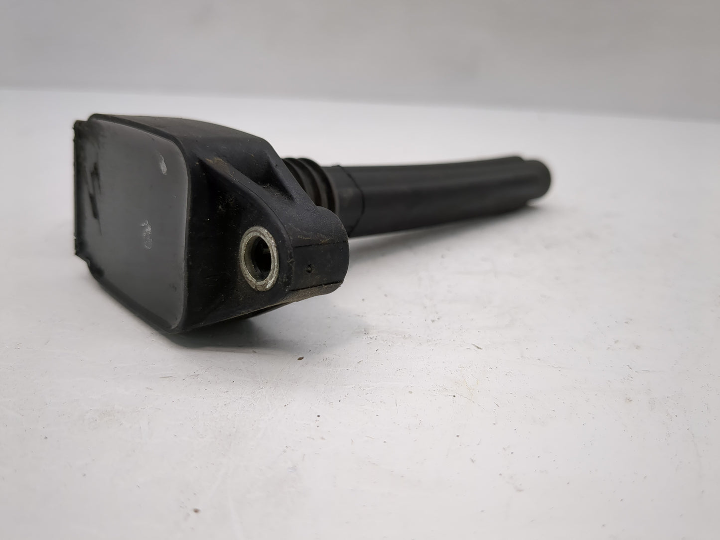 2011-2015 Dodge Durango Ignition Coil Igniter Pack - Oemusedautoparts1.com