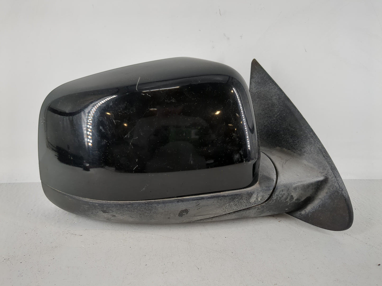 2011-2022 Dodge Durango Passenger Side View Mirror - Right Door Mirror OEM Used - Oemusedautoparts1.com