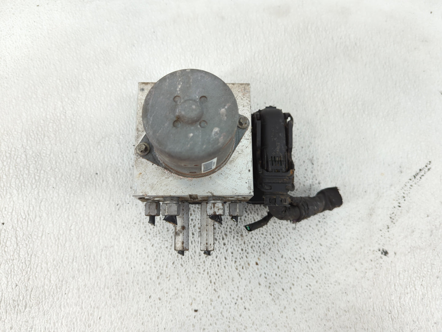 2014-2015 Dodge Durango ABS Pump Control Module Replacement P/N:68227200AD Fits Fits 2014 2015 OEM Used Auto Parts - Oemused