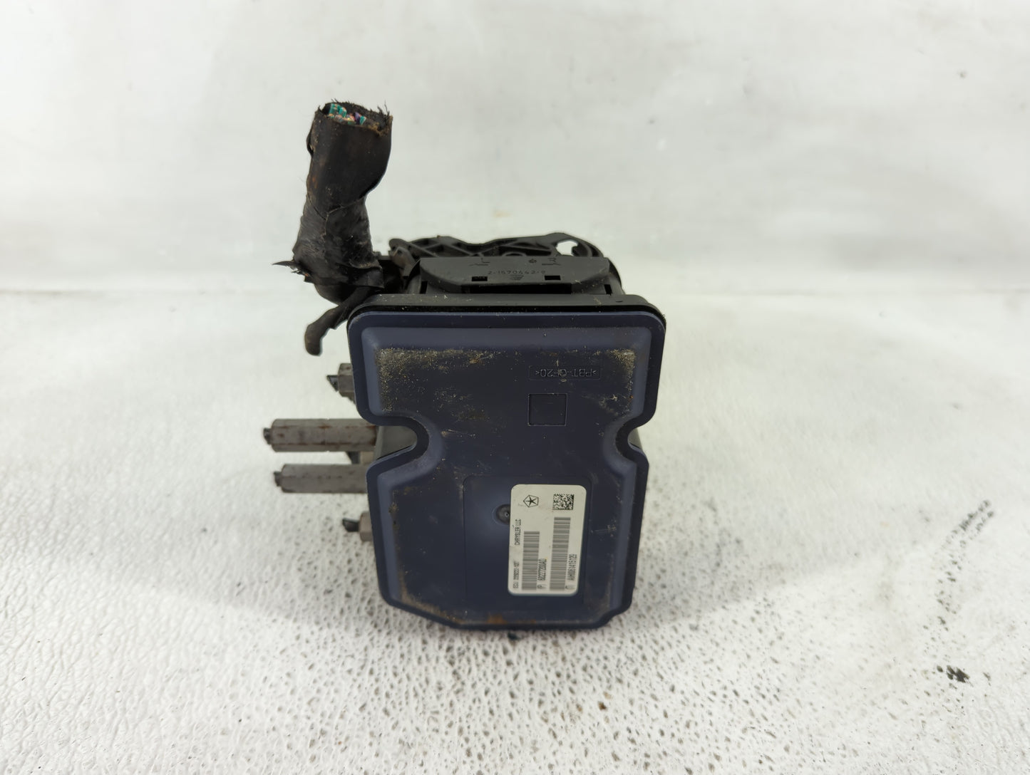 2014-2015 Dodge Durango ABS Pump Control Module Replacement P/N:68227200AD Fits Fits 2014 2015 OEM Used Auto Parts - Oemused