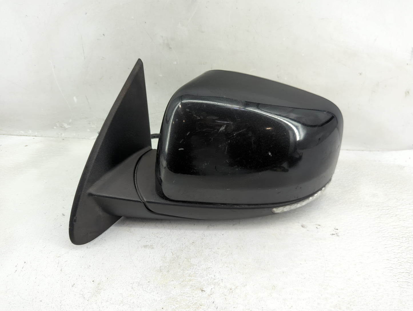2011-2021 Dodge Durango Driver Side View Mirror - Left Door Mirror OEM Used - Oemusedautoparts1.com