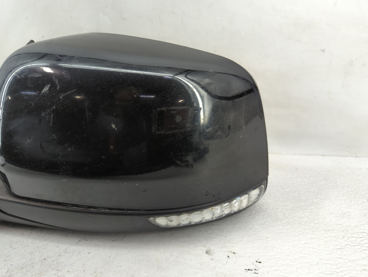 2011-2021 Dodge Durango Driver Side View Mirror - Left Door Mirror OEM Used - Oemusedautoparts1.com