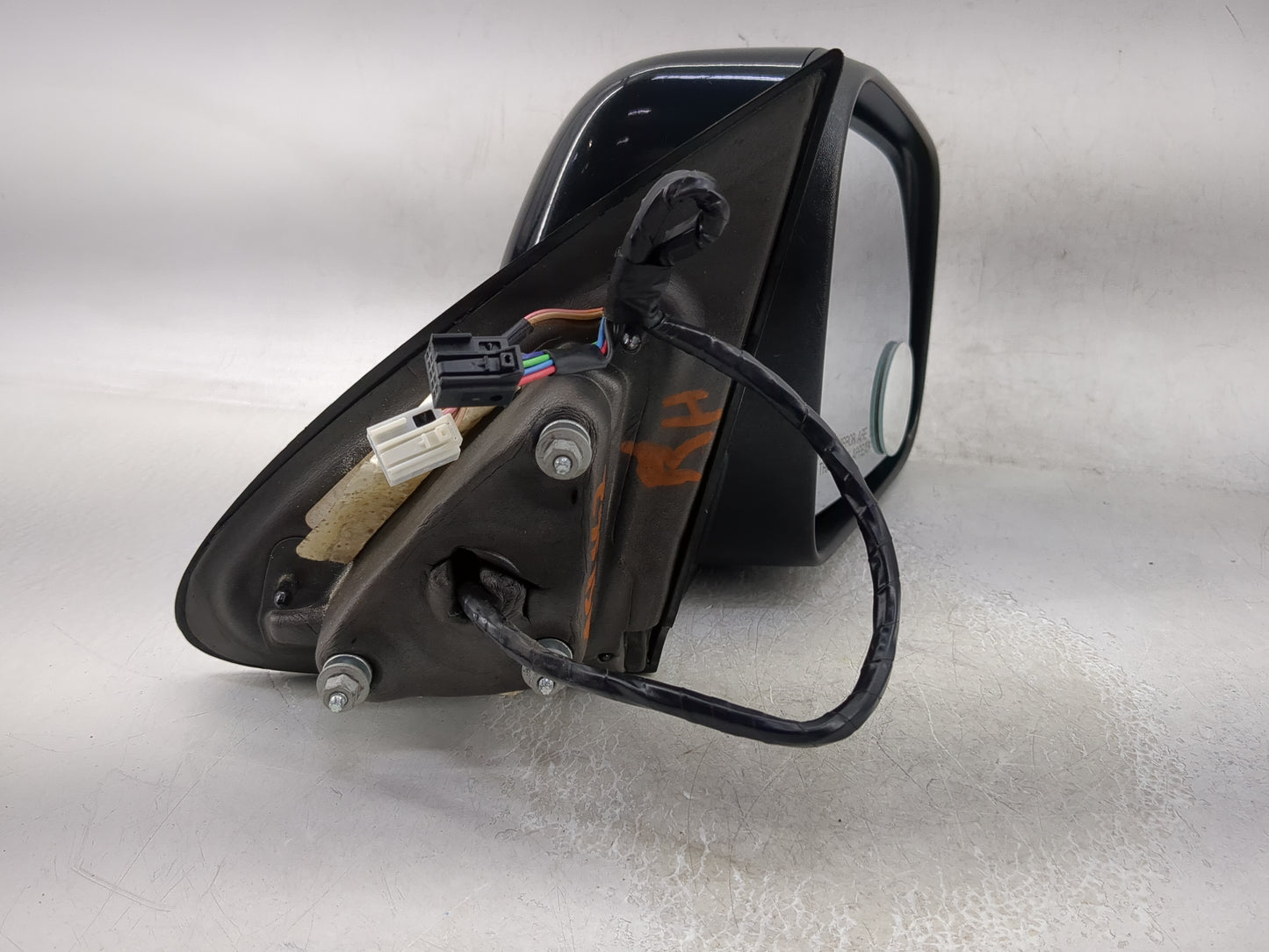 2014 Dodge Durango Passenger Side View Mirror - Right Door Mirror OEM Used - Oemusedautoparts1.com
