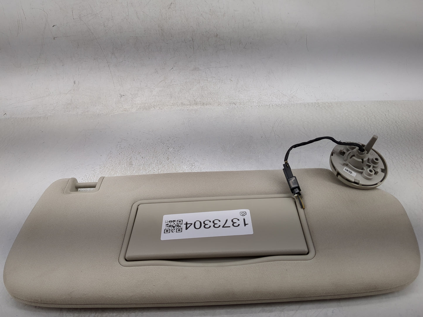 2011-2022 Dodge Durango Sun Visor Shade Replacement Passenger Right Mirror Fits OEM Used Auto Parts - Oemusedautoparts1.com