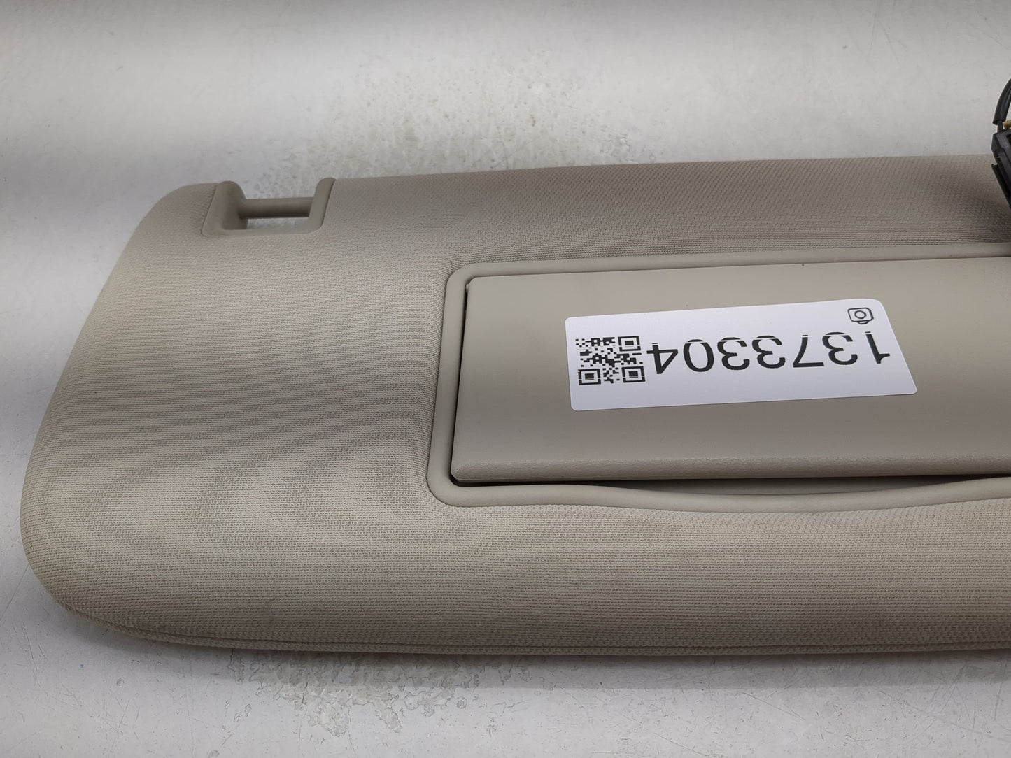 2011-2022 Dodge Durango Sun Visor Shade Replacement Passenger Right Mirror Fits OEM Used Auto Parts - Oemusedautoparts1.com