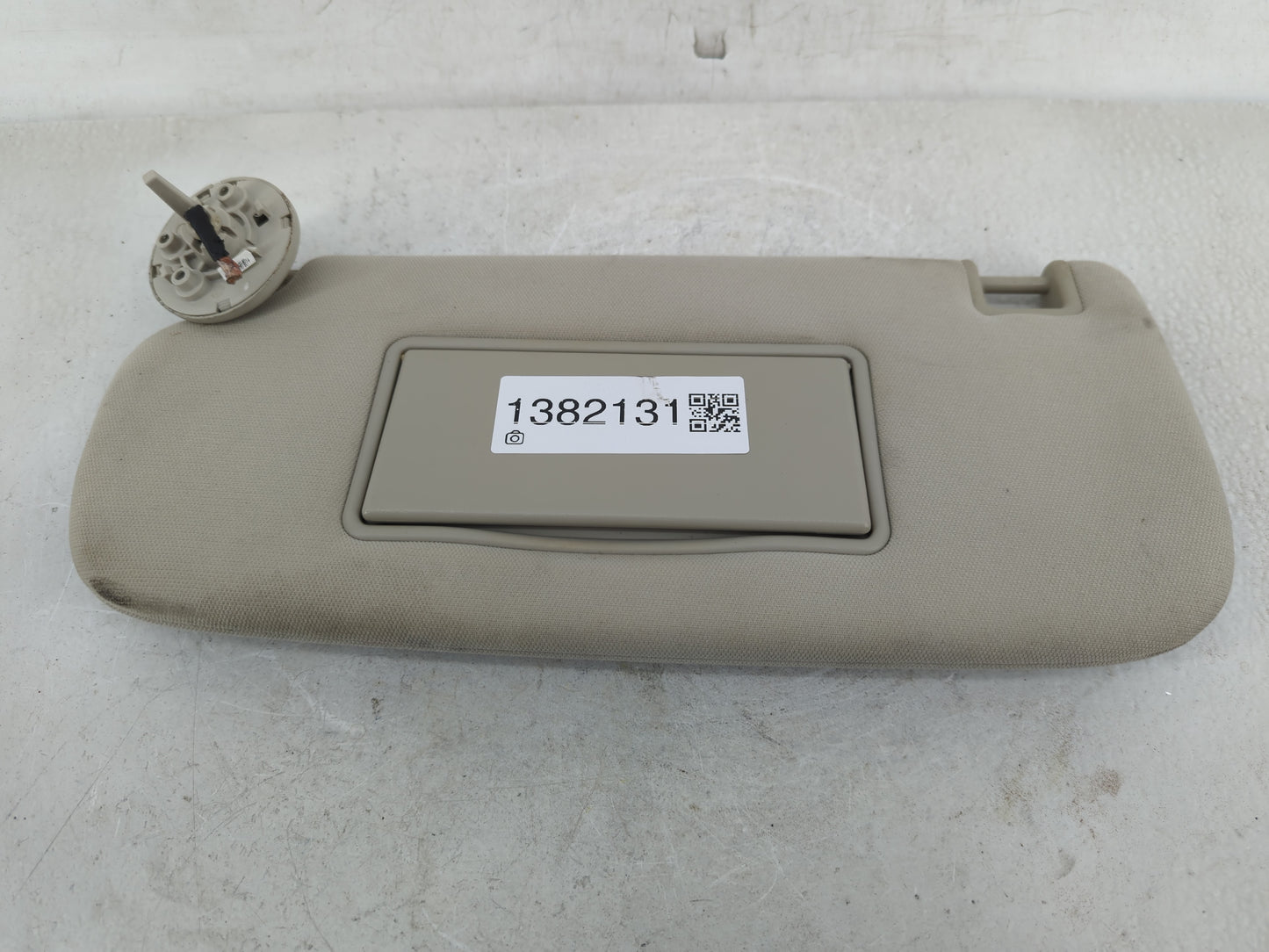 2011-2022 Dodge Durango Sun Visor Shade Replacement Driver Left Mirror Fits OEM Used Auto Parts - Oemusedautoparts1.com