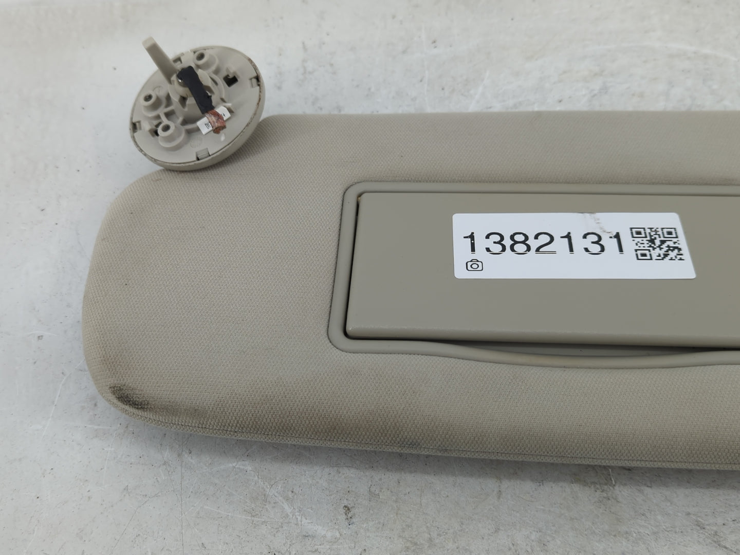 2011-2022 Dodge Durango Sun Visor Shade Replacement Driver Left Mirror Fits OEM Used Auto Parts - Oemusedautoparts1.com